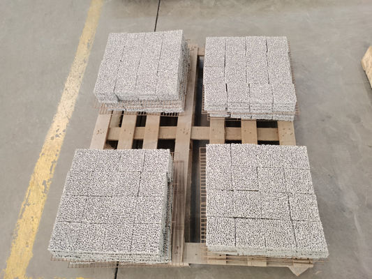 Aluminium-Keramik-Schaumfilterplatte mit Gasket Toleranz 0,01 mm Verarbeitungsservice Schneiden