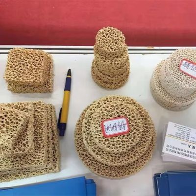60 Individuell angepasste Form Ppi Zirkonia-Punching-Keramik-Schaumfilter-Keramikplatten